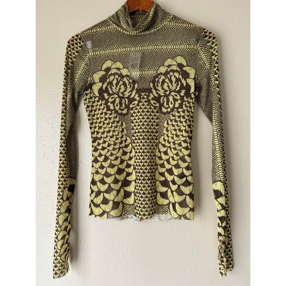 ❌SOLD❌AFRM Semi-sheer Zadie Top in Butter Petals Size Medium - Picture 1 of 6